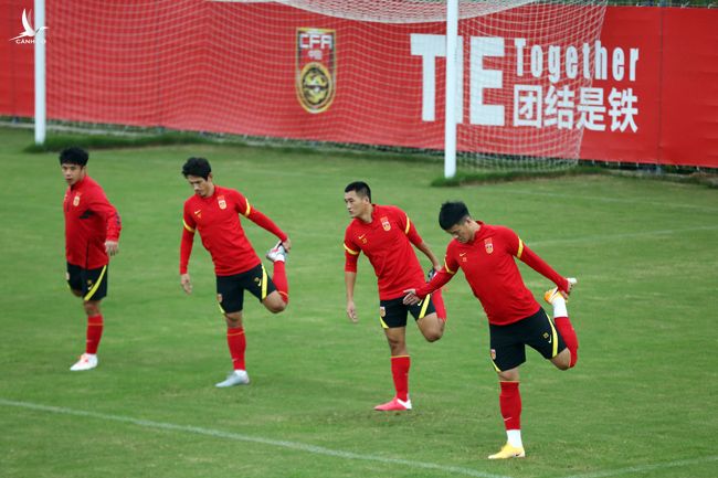 Trung Quốc ra quy định gây chấn động, Việt Nam có thể hưởng lợi tại vòng loại World Cup? - Ảnh 1.