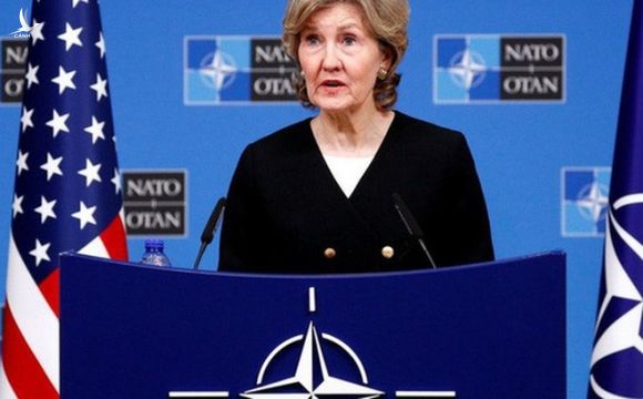 NATO đứng về phía Mỹ, coi Trung Quốc là mối nguy
