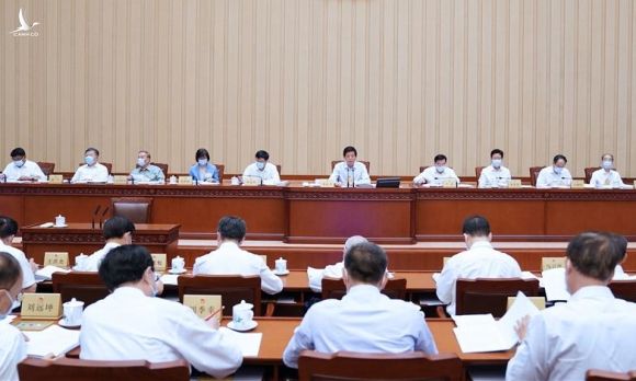 Cuộc họp của Ủy ban Thường vụ quốc hội Trung Quốc hồi tháng 8. Ảnh: Xinhua.