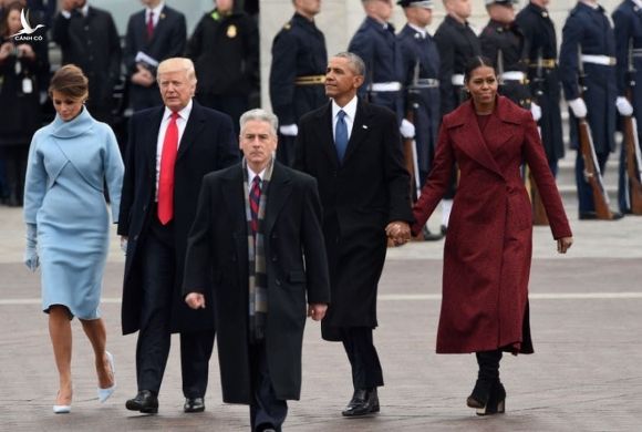 Ông Trump và phu nhân Melania cùng cựu Tổng thống Barack Obama và phu nhân Michelle Obama trong Ngày nhậm chức của ông Trump năm 2017. Ảnh: Getty