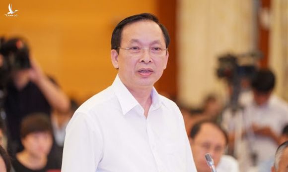 Ông Đào Minh Tú chia sẻ tại một hội nghị hồi tháng 6. Ảnh: VGP.