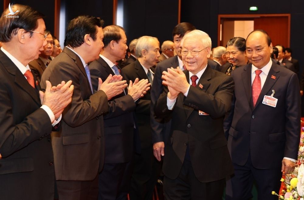 Tổng bí thư, Chủ tịch nước Nguyễn Phú Trọng, Thủ tướng Nguyễn Xuân Phúc tại Đại hội XIII. Ảnh: TTXVN
