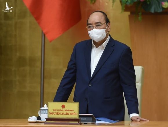 Thủ tướng Nguyễn Xuân Phúc chủ trì họp Thường trực Chính phủ về phòng, chống dịch Covid-19 /// Ảnh: Q.Hiếu 