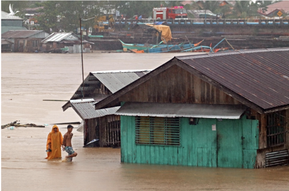 Hơn 5.000 người ở Philippines phải sơ tán để tránh cơn bão số 1 năm 2021 - Ảnh 2.