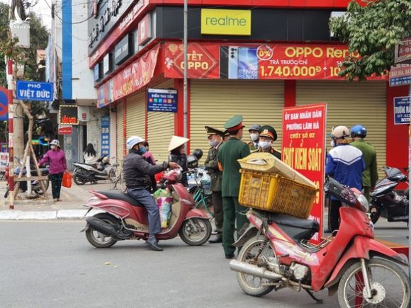 Hải Phòng, Thái Bình nói kiểm soát chặt người vùng dịch về là để... không toang - Ảnh 1.