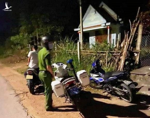 Quảng Nam: Tên cướp đâm người phụ nữ trọng thương rồi quay lại theo dõi tình hình - ảnh 1