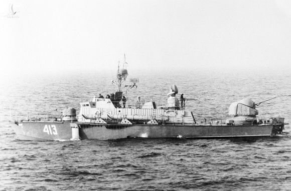 Chiêm ngưỡng khoảnh khắc ngư lôi Việt Nam phóng ra từ tàu chiến cực hiếm - Ảnh 4.