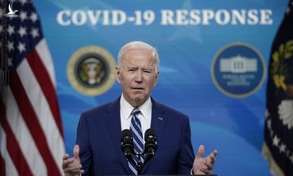 Tổng thống Mỹ Joe Biden phát biểu về phản ứng với Covid-19 và chiến dịch tiêm chủng quốc gia tại Nhà Trắng hôm 29/3. Ảnh: AFP.