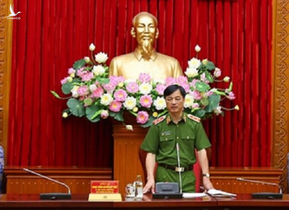 Thứ trưởng Nguyễn Duy Ngọc phát biểu tại cuộc họp. Ảnh: Bộ Công an