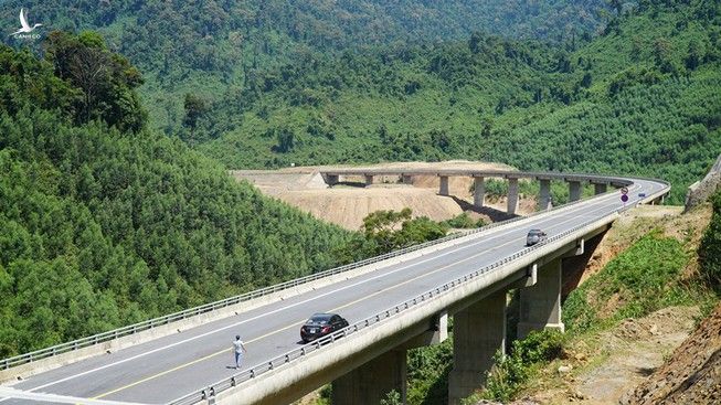 Cao tốc La Sơn – Túy Loan hơn 77 km chờ nghiệm thu thông xe