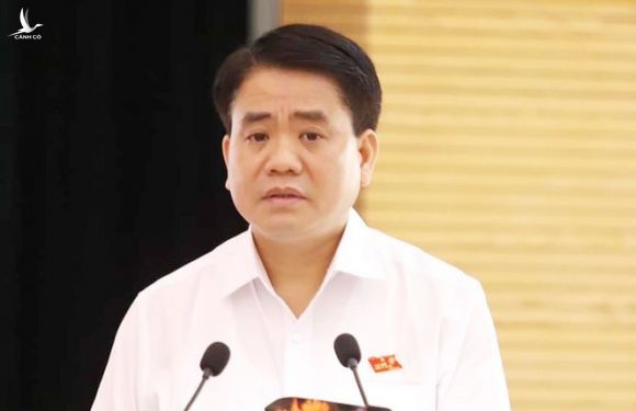 Tiếp tục bị khởi tố, ông Nguyễn Đức Chung có thể phải đối mặt với bao năm tù? - Ảnh 1.