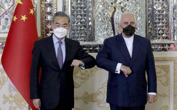 Trung Quốc gặp 'rủi ro lớn' khi ký kết thỏa thuận 25 năm với Iran?