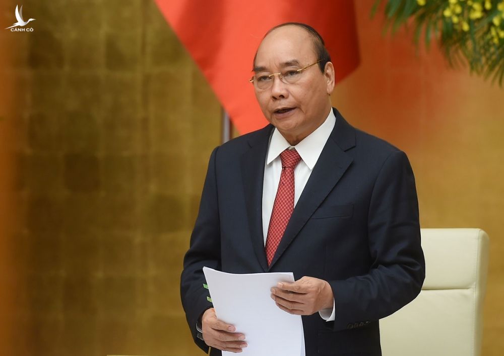 Thủ tướng Nguyễn Xuân Phúc phát biểu tại cuộc họp trực tuyến sáng nay. Ảnh: VGP
