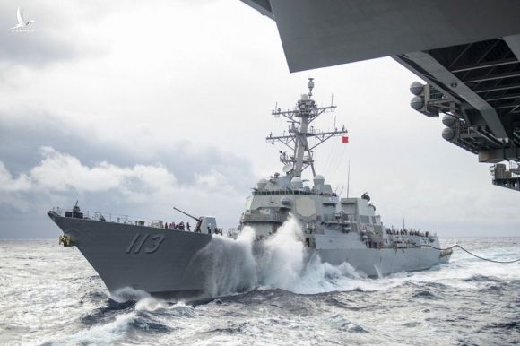 Trung Quốc phản ứng vụ tàu khu trục Mỹ qua eo biển Đài Loan - ảnh 1