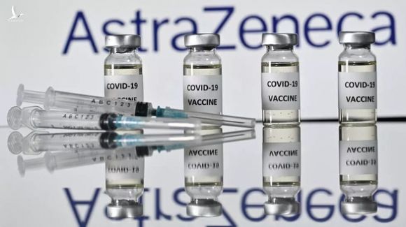 Vắc xin của AstraZeneca có hiệu quả với người trên 80 tuổi - Ảnh 1.