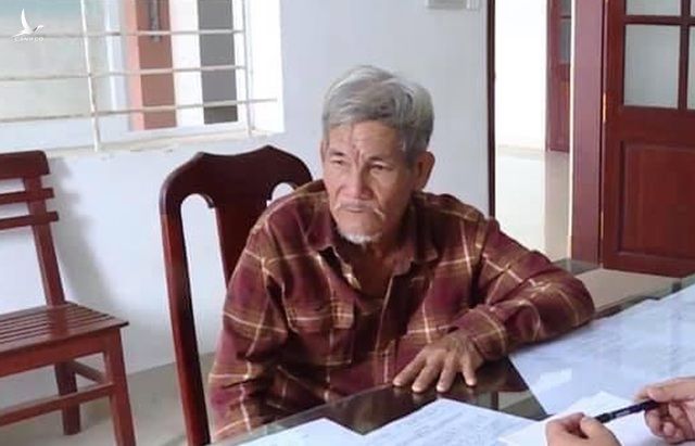 Đối tượng Nguyễn Văn Kỳ bị bắt sau 32 năm lẩn trốn. Đối tượng Nguyễn Văn Kỳ bị bắt sau 32 năm lẩn trốn.