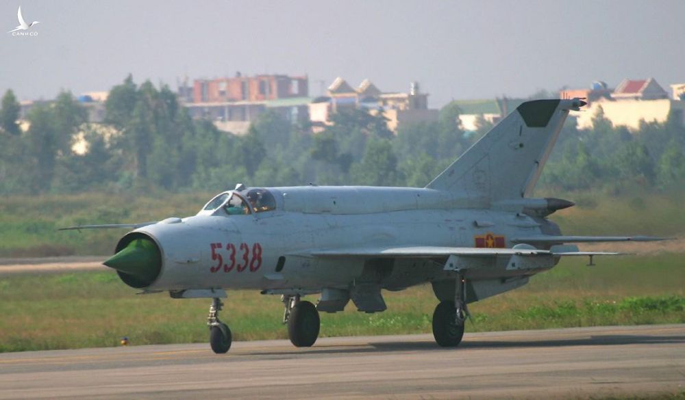 Việt Nam từng biên chế số lượng lớn MiG-21Bis, phiên bản mạnh ngang F-16 của Mỹ - Ảnh 22.