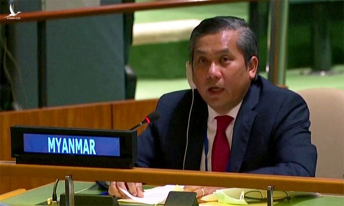 Kyaw Moe Tun phát biểu trong phiên họp của Đại hội đồng Liên Hợp Quốc, ngày 26/2. Ảnh: Reuters.