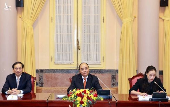 Chủ tịch nước Nguyễn Xuân Phúc tiếp các đại sứ ASEAN - Ảnh 1.