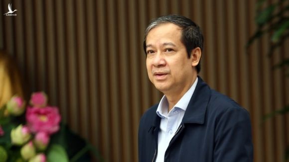 Ông Nguyễn Kim Sơn trong buổi làm việc đầu tiên với tư cách Bộ trưởng Bộ GD-ĐT. /// Ảnh Đình Nam 