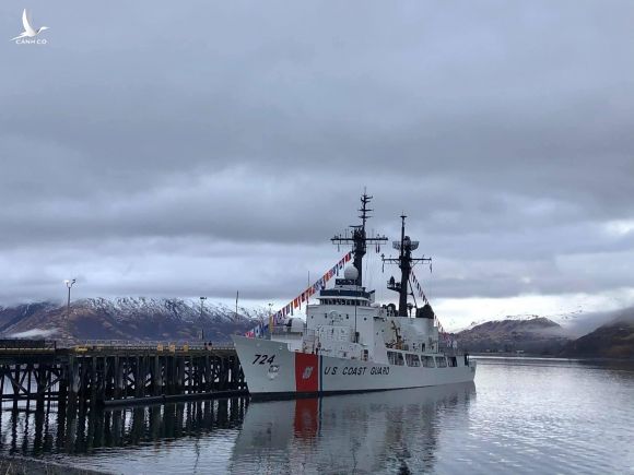 Tàu tuần tra Douglas Munro tại cảng ở căn cứ Kodiak, bang Alaska ngày 24.4.2021 /// Tuần duyên Mỹ