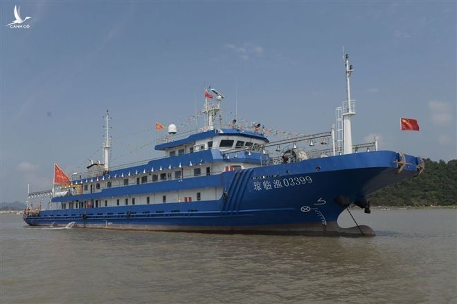 'Đại ngư thuyền' Trung Quốc đánh cá, tàn phá biển và bá quyền đại dương - 2