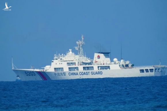 Philippines công bố hình ảnh áp sát tàu Trung Quốc tại đá Ba Đầu - Ảnh 8.
