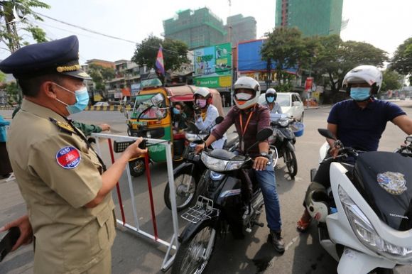Thái Lan lập kỷ lục ca nhiễm mới, Campuchia thêm 334 ca bất chấp lệnh giới nghiêm - Ảnh 3.