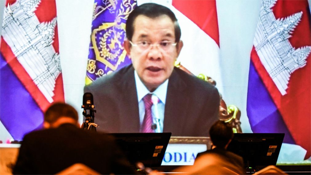 Thủ tướng Campuchia Hun Sen: “Không dựa vào Trung Quốc thì tôi sẽ dựa vào ai? Nếu không thỉnh cầu Trung Quốc, thì tôi thỉnh cầu ai?”