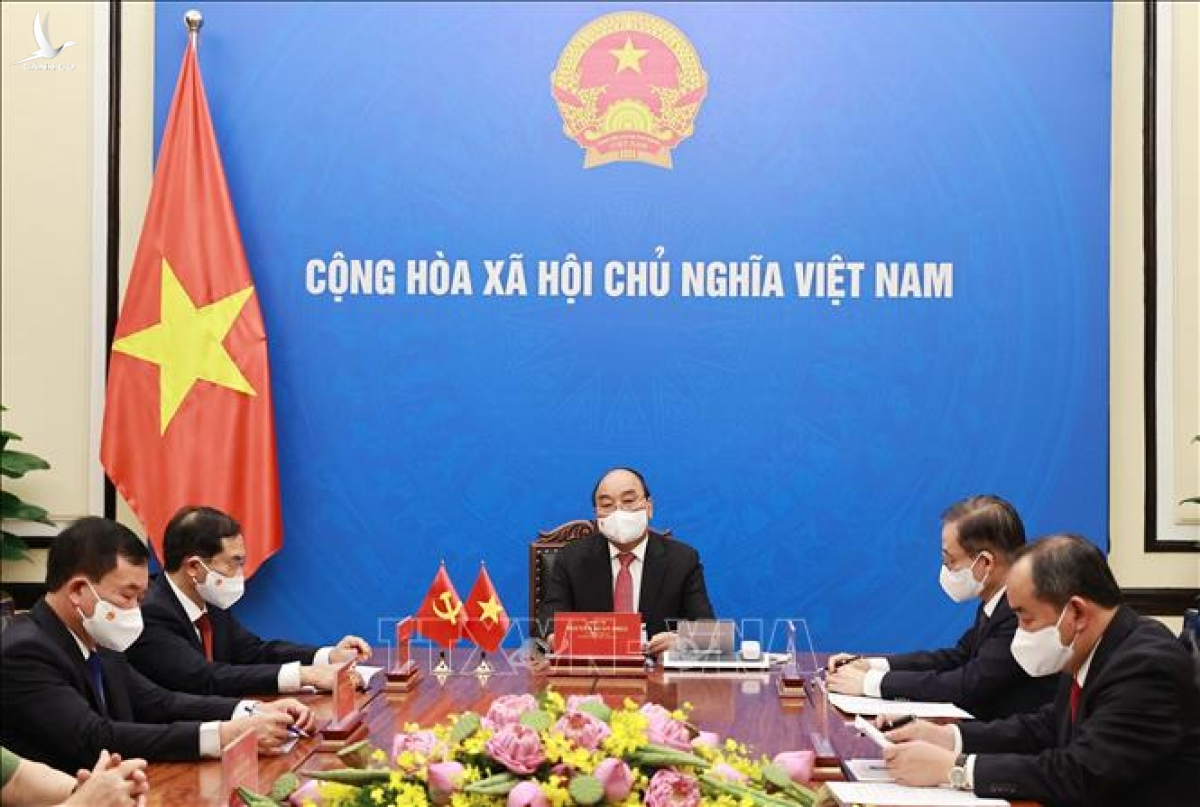 Chủ tịch nước Nguyễn Xuân Phúc tại buổi điện đàm.