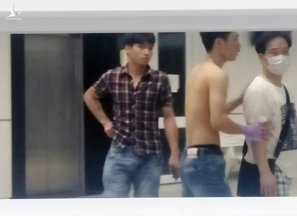 Người cách ly cự cãi, không đeo khẩu trang... được một người ghi hình lại trong Trung tâm cách ly H.Bàu Bàng. /// Ảnh chụp màn hình.