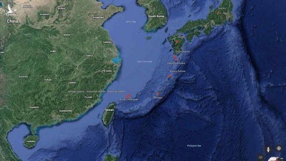 Tàu ngầm Trung Quốc nguy kịch: Chưa kịp thò đầu ra biển đã bị Mỹ - Nhật tóm sống! - Ảnh 1.