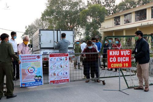 Bắc Ninh: Hỏa tốc cho học sinh nghỉ vì có 2 bệnh nhân mắc Covid-19 - Ảnh 1.