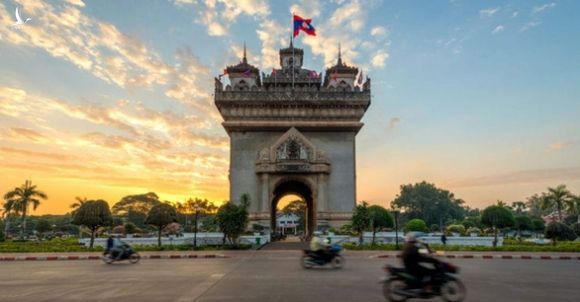 38 người Việt ở Lào mắc COVID-19 - Ảnh 1.