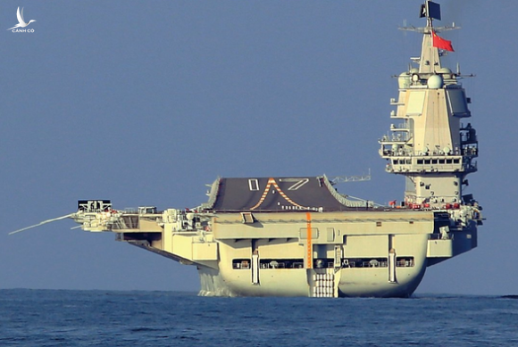 Trung Quốc đưa tàu sân bay thứ hai xuống Biển Đông - Ảnh 1.