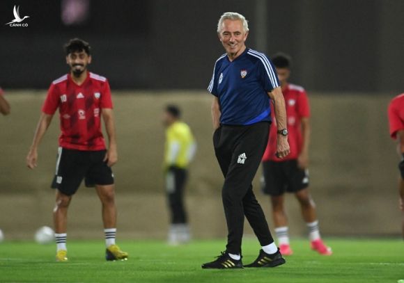 UAE 3-1 Thái Lan: UAE ghi bàn thắng đánh gục tinh thần của Thái Lan - Ảnh 10.