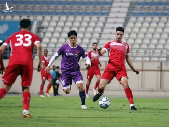 Kết quả tuyển Việt Nam - Jordan: Học trò ông Park không ghi bàn nhưng vẫn hòa 1-1 - ảnh 1