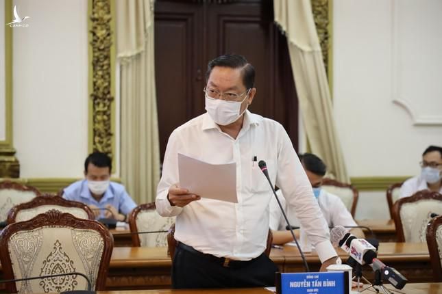 Ông Nguyễn Tấn Bỉnh - Giám đốc Sở Y tế TPHCM