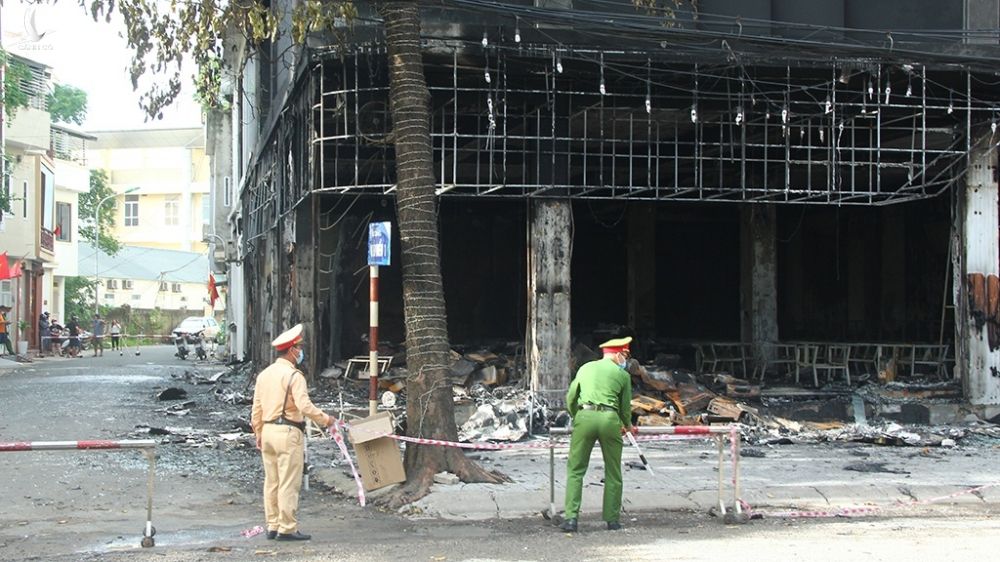 Cháy phòng trà ở Nghệ An: Cả nhà chủ phòng trà tử nạn, người vợ đang mang thai - ảnh 1