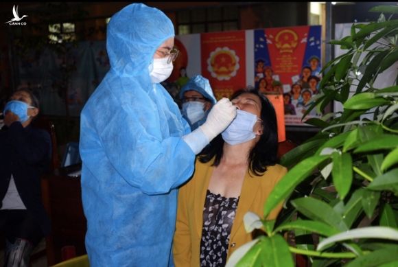 KHẨN: Xét nghiệm SARS-CoV-2 toàn bộ người lao động tại quận Gò Vấp trong ngày 5/6 - Ảnh 1.