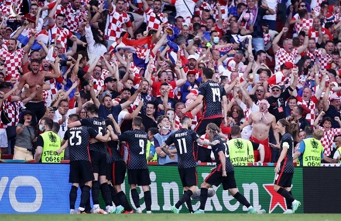 Đêm EURO 2020 điên rồ: Pháp đau đớn, Tây Ban Nha vượt ác mộng
