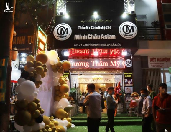 Phạt tiền, rút giấy phép thẩm mỹ viện Minh Châu Asian khai trương không phép, tấn công phóng viên - Ảnh 4.