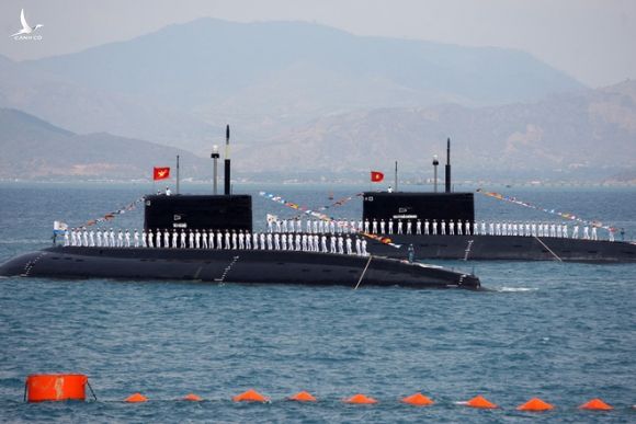 Hải quân tiến thẳng lên hiện đại: Tàu ngầm Kilo-636 và hơn thế nữa - Tự hào lắm Việt Nam ơi! - Ảnh 3.