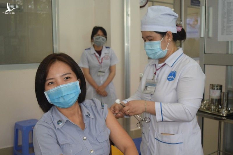 Cần Thơ ban hành kế hoạch tiêm 20.000 liều vaccine phòng COVID-19 đợt 3 - ảnh 1