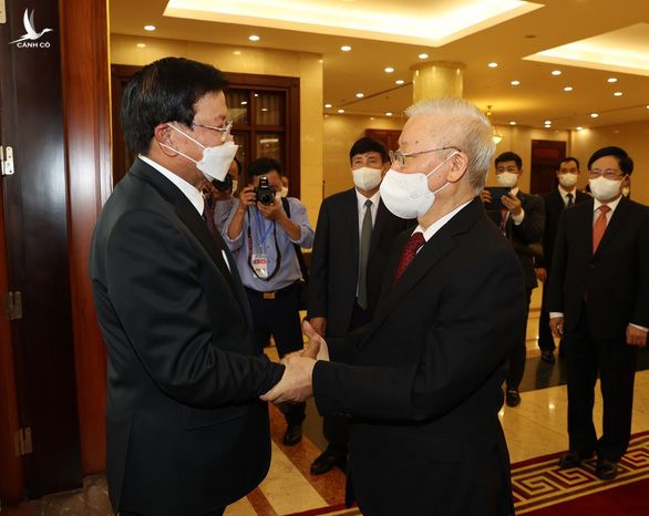 Tổng bí thư, Chủ tịch nước Lào bắt đầu thăm hữu nghị chính thức Việt Nam - Ảnh 1.