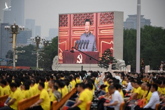 Màn hình lớn tại Quảng trường Thiên An Môn chiếu cảnh ông Tập Cận Bình phát biểu /// AFP