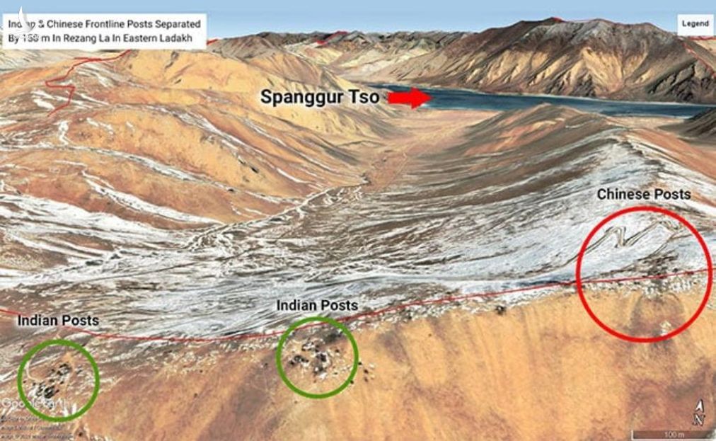 Hình ảnh vệ tinh cho thấy các điểm đóng quân của Trung Quốc và Ấn Độ trên cao nguyên Pangong chỉ cách nhau khoảng 150m.