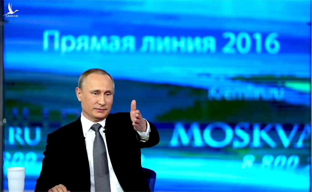 "Đường dây trực tiếp với Tổng thống Vladimir Putin" là chương trình truyền hình thường niên, nơi ông Putin trả lời trực tiếp các câu hỏi của người dân.