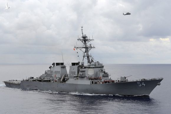 Trung Quốc tuyên bố đuổi tàu chiến Mỹ ở Hoàng Sa - Ảnh 1.
