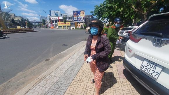 CSGT Đồng Nai: 'Đâu phải không có cơm Jollibee thì không sống được' - ảnh 5